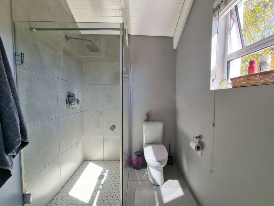 3 Bedroom Property for Sale in Sandbaai Western Cape